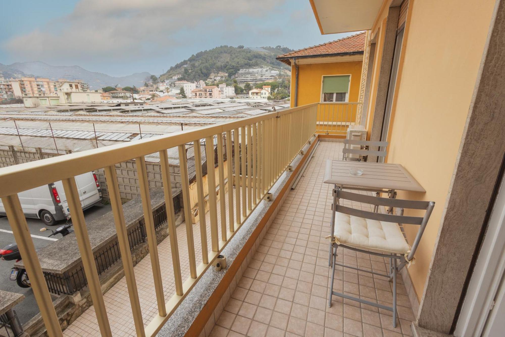 La Casa Della Posta Apartment Vallecrosia Ngoại thất bức ảnh